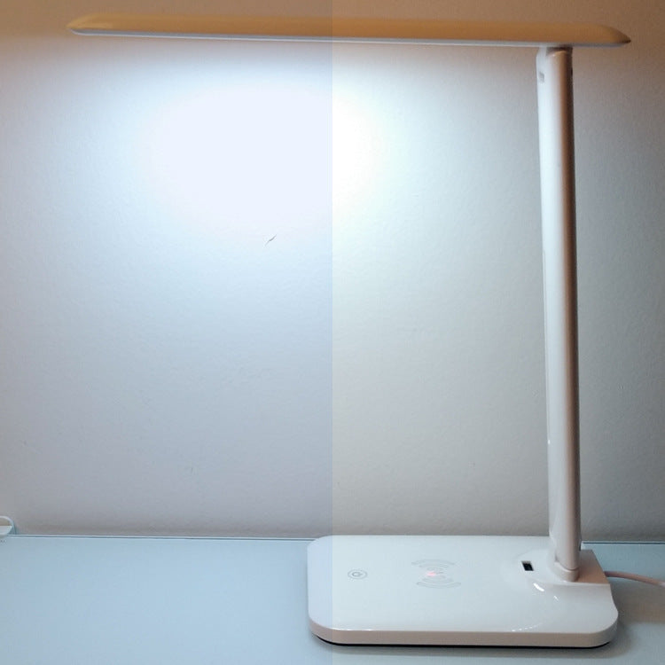 eye-protection-wireless-charging-desk-lamp