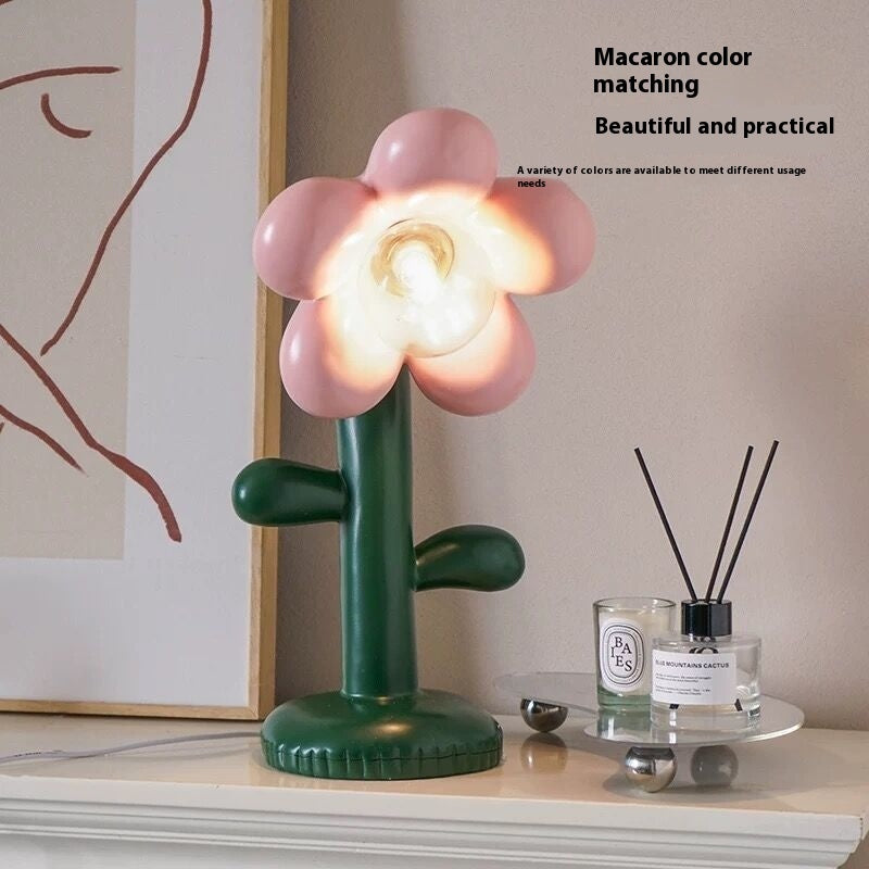 modern-creative-personalized-flower-table-lamp