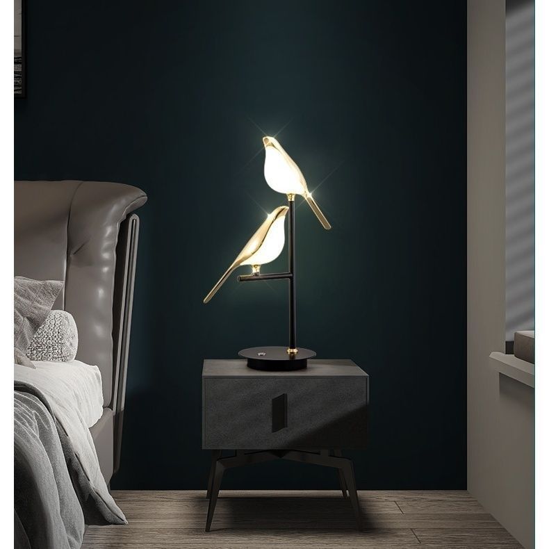 magpie-wall-lamp-bedroom-bedside-modern-minimalist-light-bulb