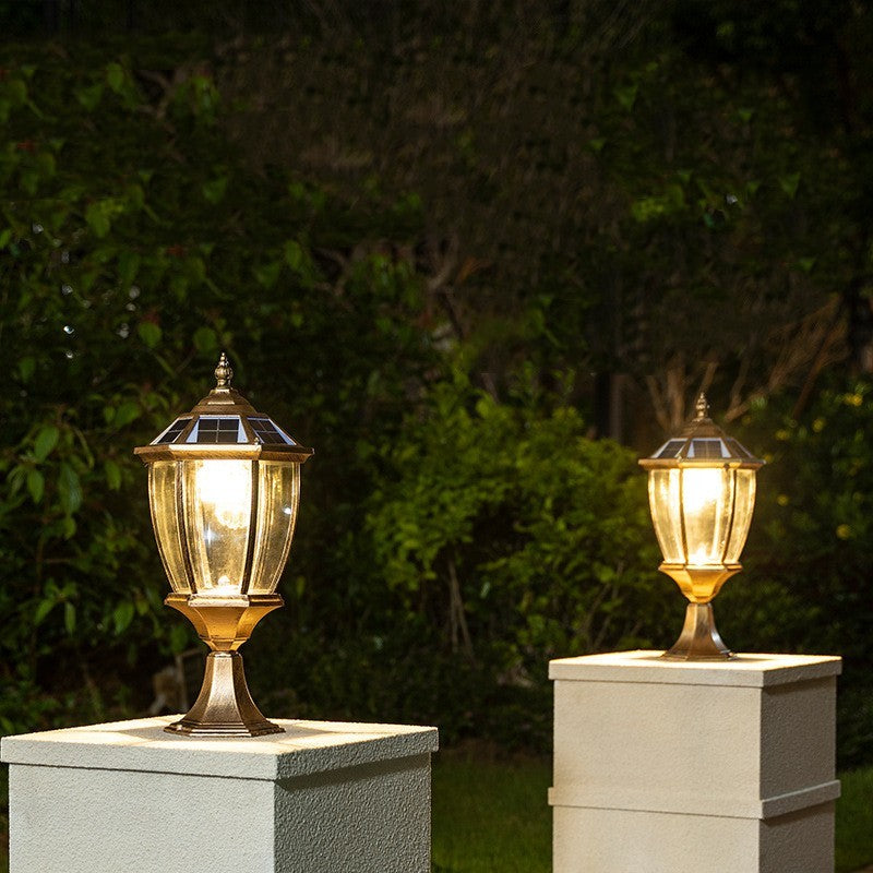 solar-pillar-lamp-outdoor-courtyard