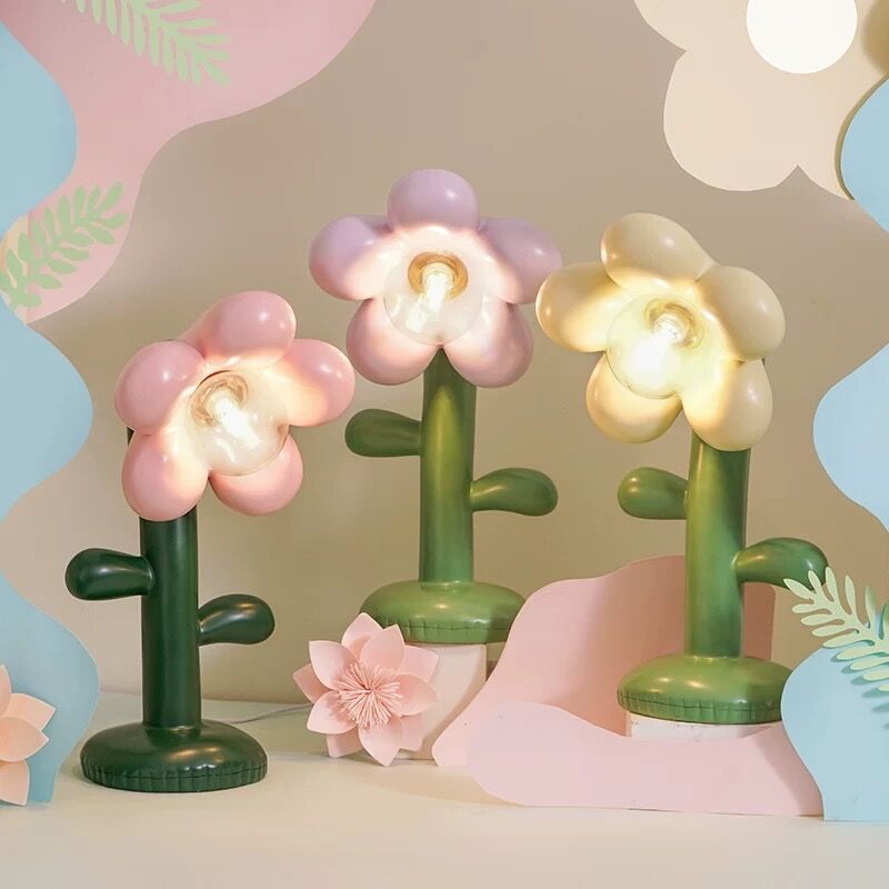 modern-creative-personalized-flower-table-lamp